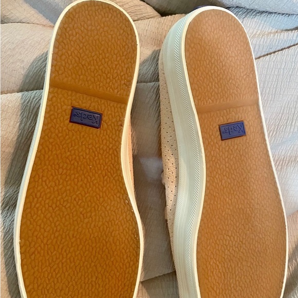 Brand new light pink keds - Picture 3 of 3